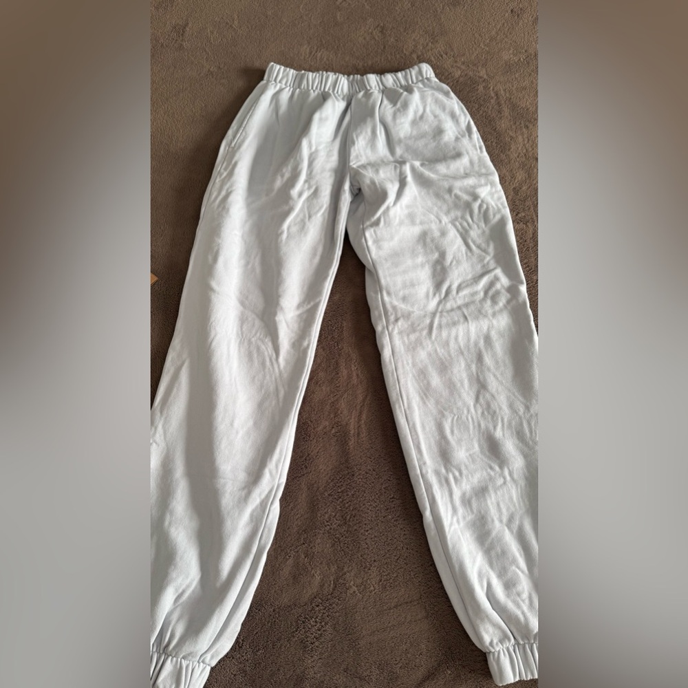 BRANDY MELVILLE BABY BLUE SWEATS